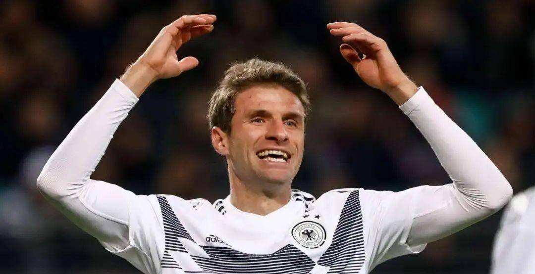 收藏卡塔尔足球,卡塔尔世界杯收藏册