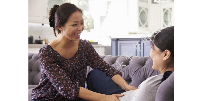 年年过生日女儿都迟到,今年我去接她,到门口后我愣了,默默离开