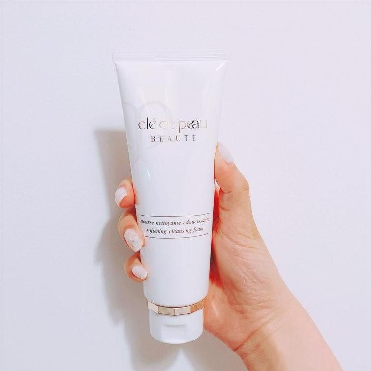 现在的人护肤意识都很强,现在的人都用什么洗面奶