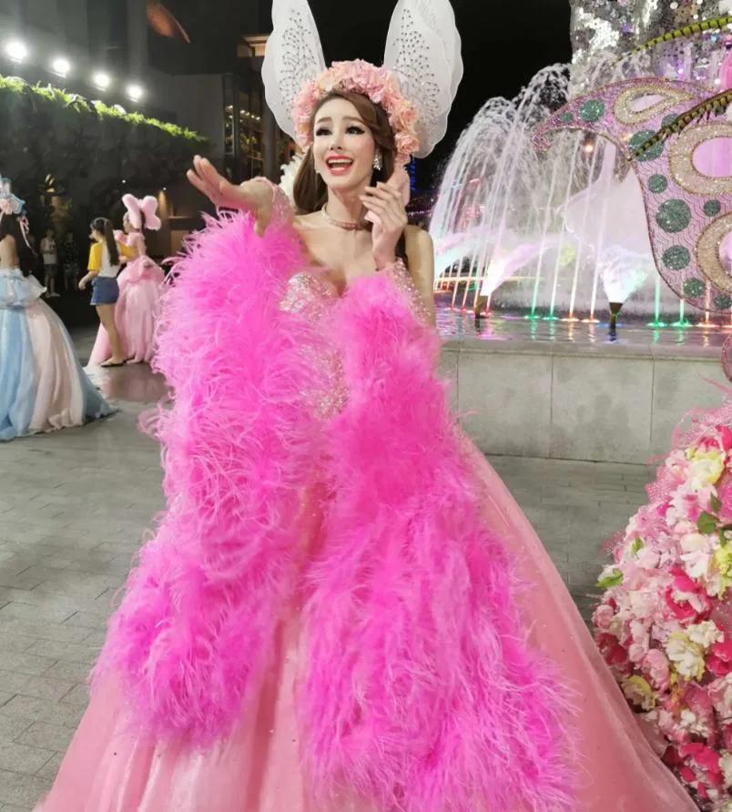 揭秘人妖背后真相