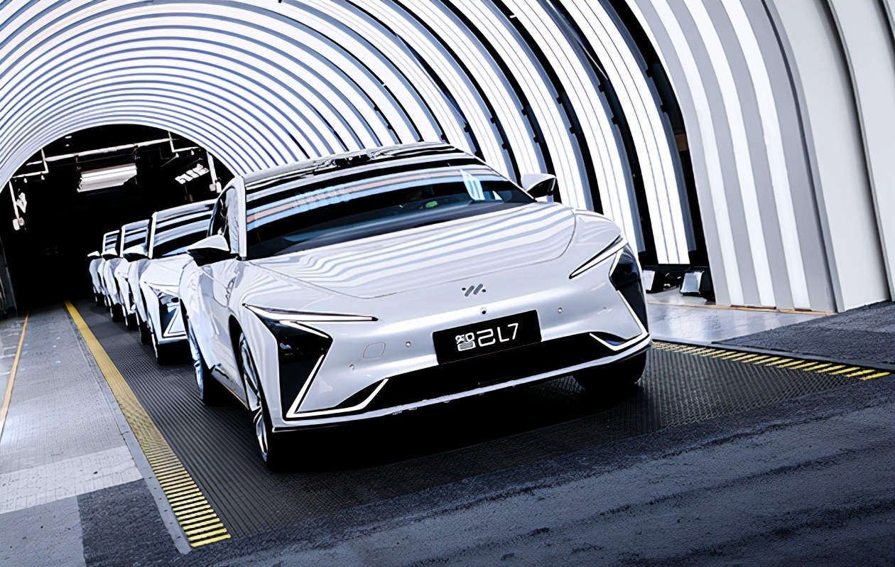 智己l7各版本对比,智己l7发布