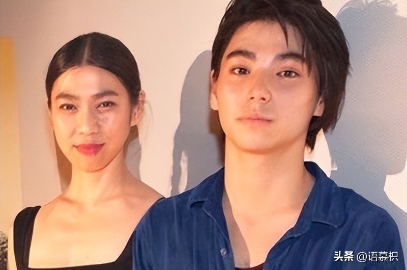 苣屋戏外是黑发大帅哥！村上虹郎浓颜系帅脸超迷人，爸妈皆是大咖