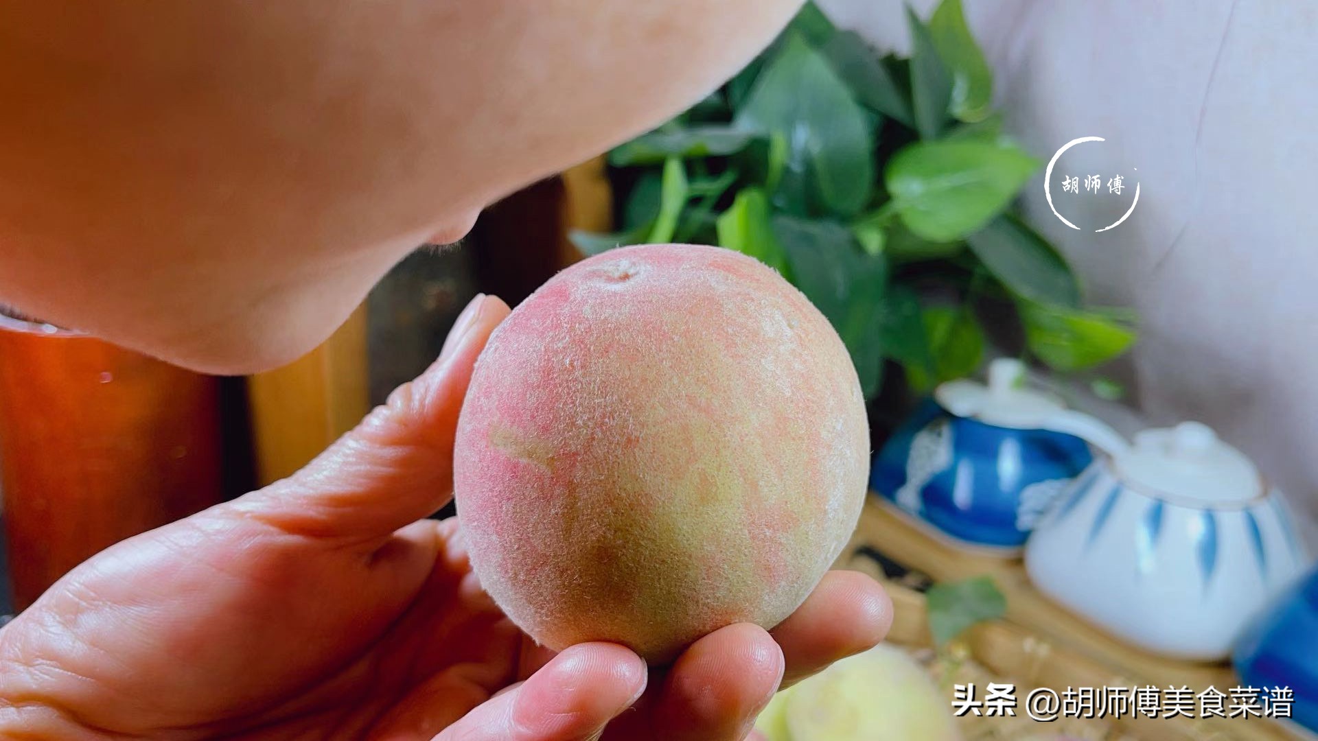 挑选桃子的注意事项,买桃子应该挑什么样子的口感好