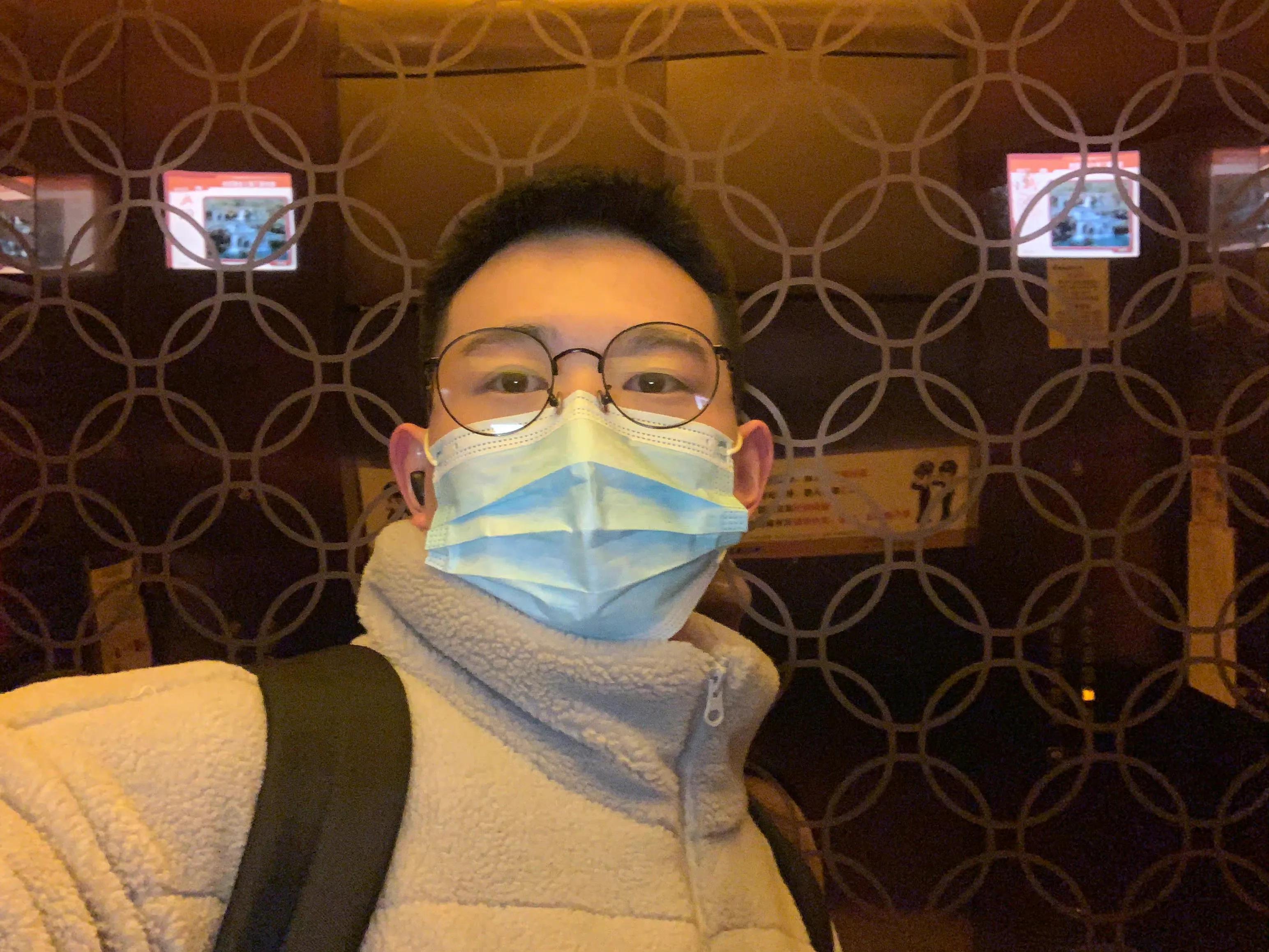 90后小伙转行做催乳师,90后小伙学催乳