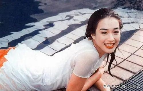 纸片人梨形身材,纸片人珠圆玉润