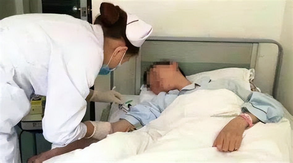 一次吞了五颗安眠药会有什么症状,一次服用一百颗安眠药