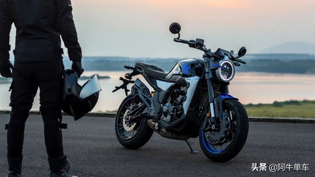 升仕350gk功能配置,升仕gk350节油模式和运动模式