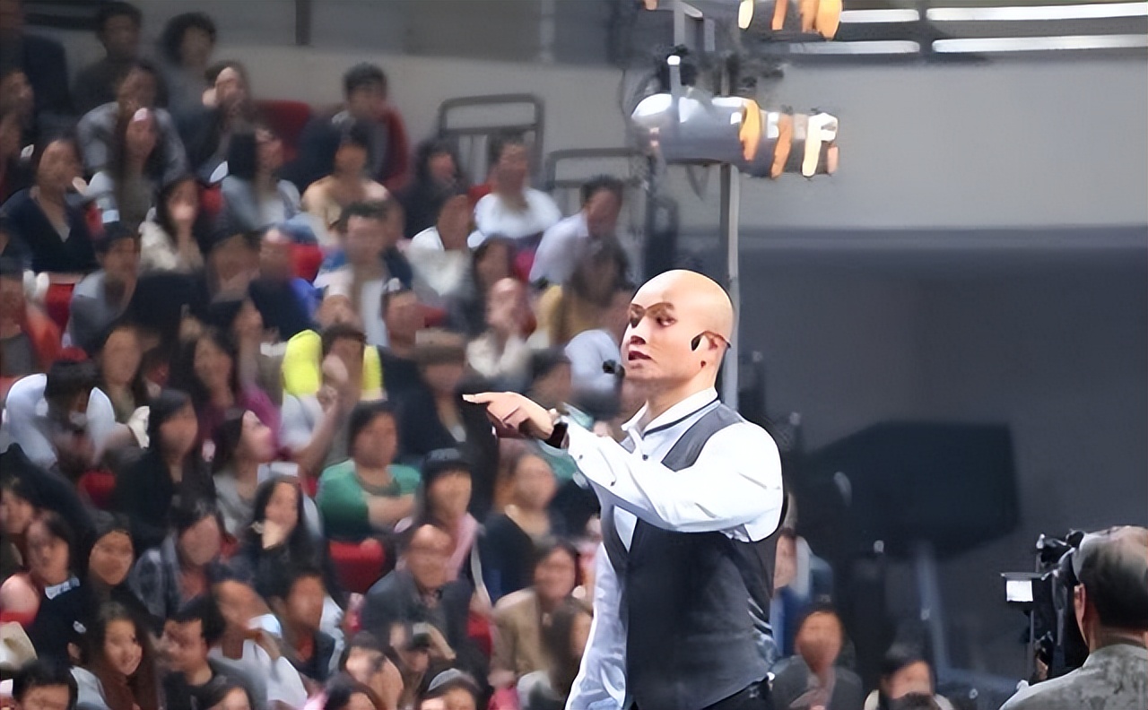 明明自己半瓶水，还敢冒充“资深导师”，这些“大师”别把人笑死