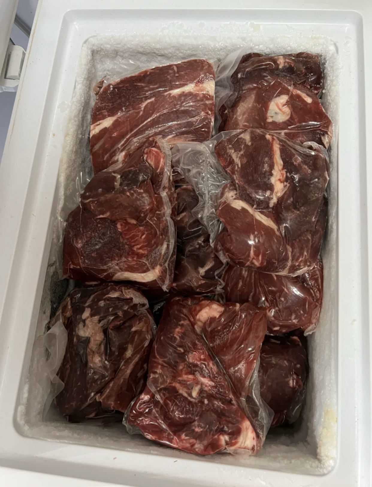 买冰柜别被忽悠了牢记三点最实用,冰柜值钱还是冰箱挣钱