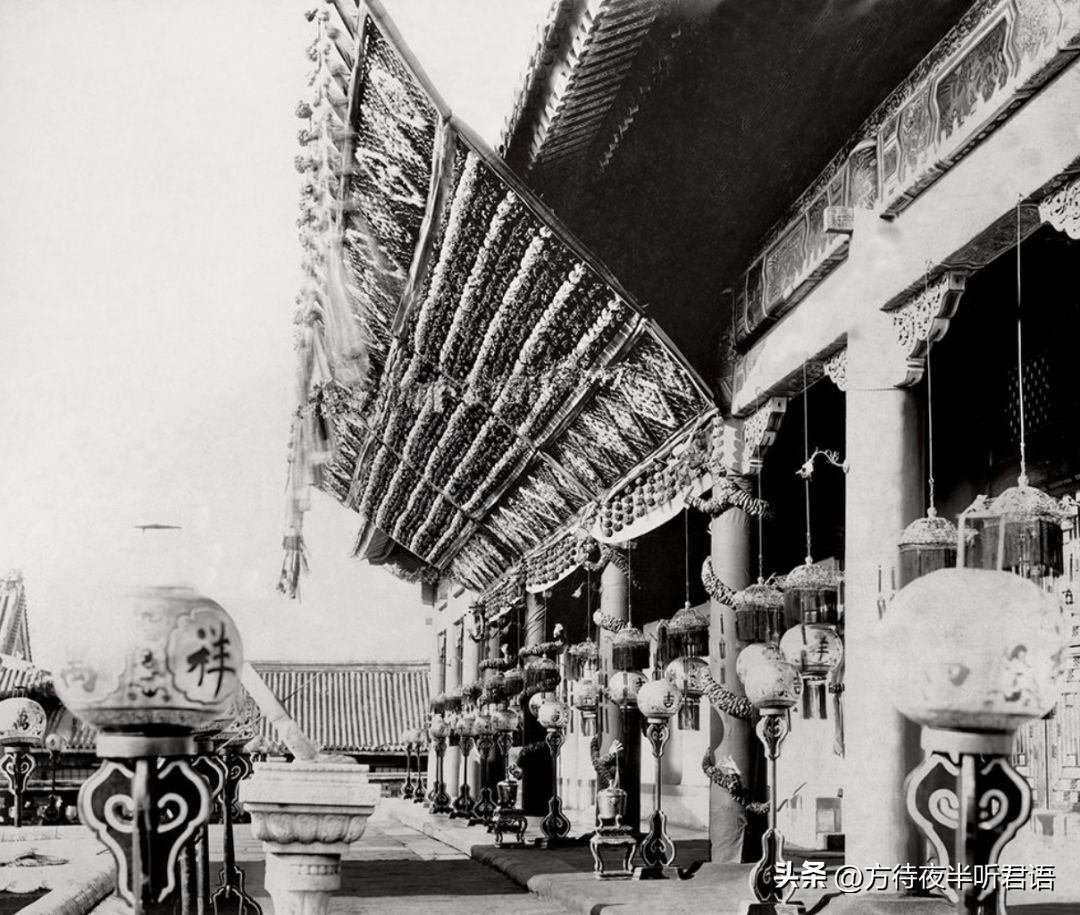 老照片90年代的故宫 (故宫老照片光影百年)