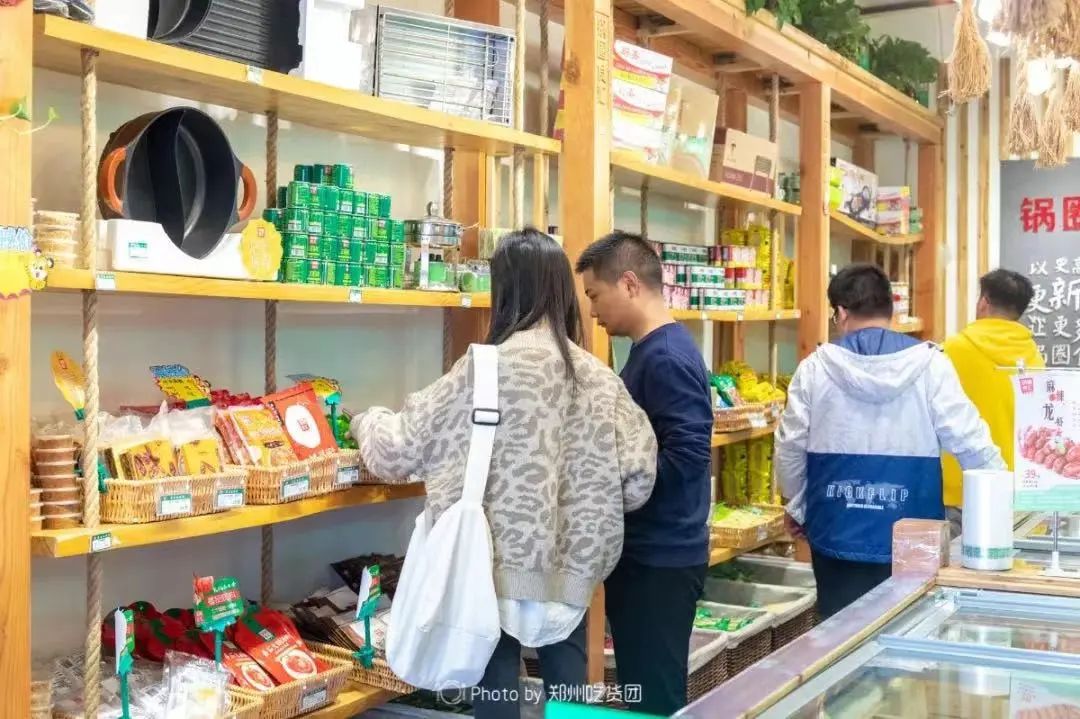 近万家店只有5家是直营,“锅圈”靠加盟商能稳稳上市吗?