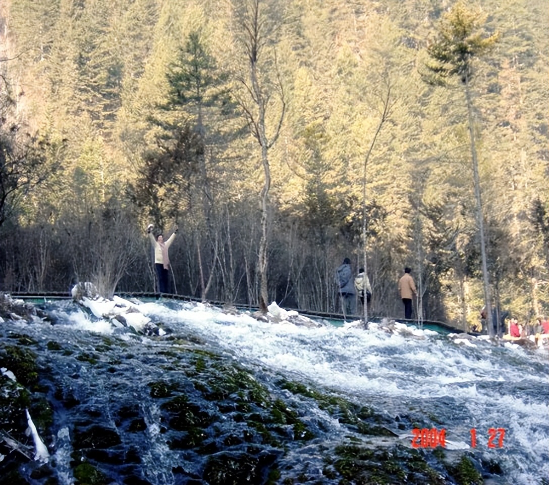 川藏旅游攻略九寨沟,成都自驾游九寨沟攻略四天三晚