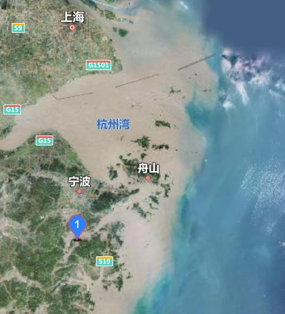 宁海渔民在象山捕到野生大黄鱼,台州渔民捕获近5斤重野生大黄鱼