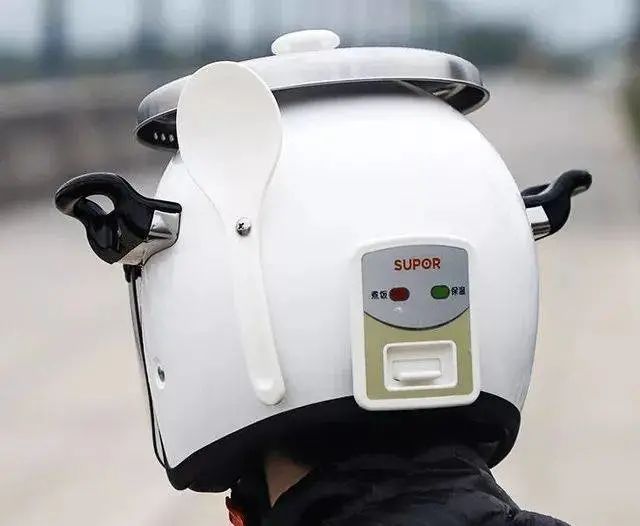 电动自行车不戴头盔管理条例,电动自行车头盔法律依据