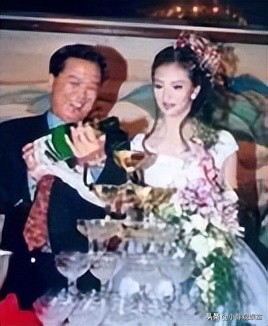 晴格格王艳豪门生活视频,晴格格王艳的家有多豪