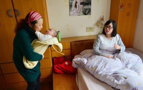 宝宝满月不挪窝对姥姥家有啥讲究,宝宝满月挪窝有何迷信讲究