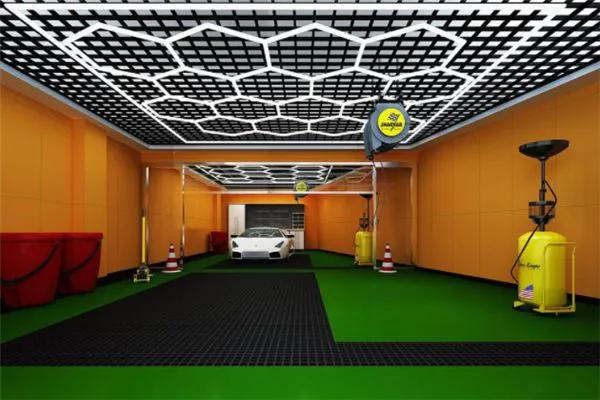 中年失业后的工作经历,干了两年的汽修工感觉好迷茫