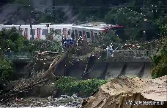日本发生7.4级地震海啸现场直播,海啸里氏震级多少以上