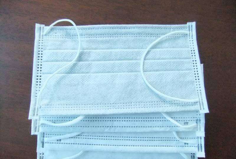 家里油烟机不管多脏一个口罩搞定,用口罩怎样清洗油烟机