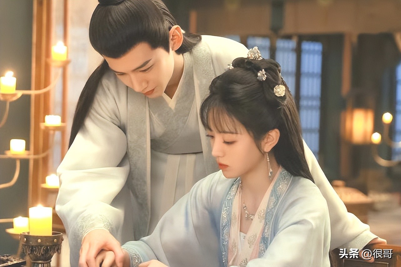 田曦薇凭借《卿卿日常》出圈,不仅七天涨粉45万,演技也备受好评