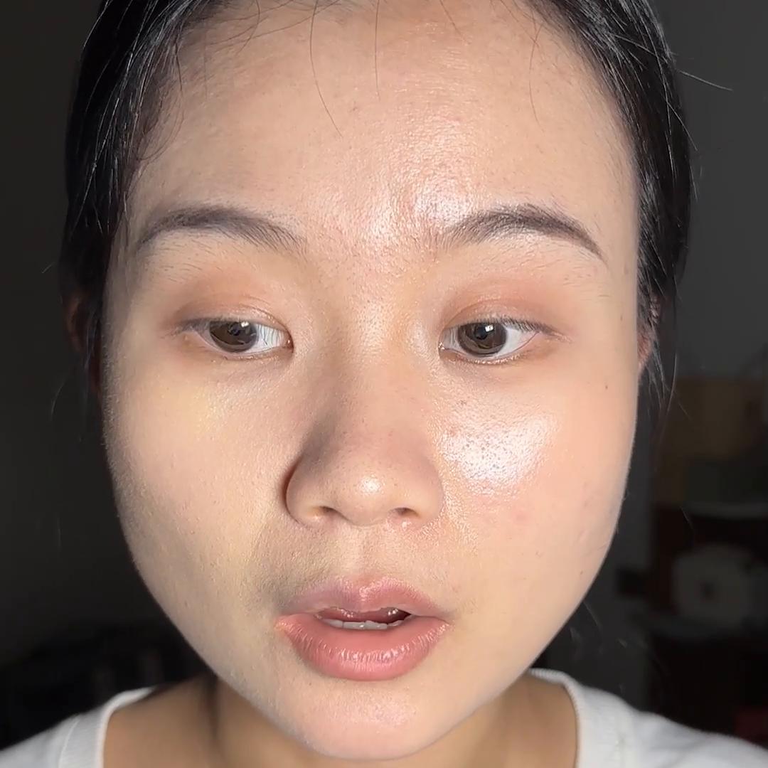 妆感比较薄的气垫测评,测评气垫清透不油腻