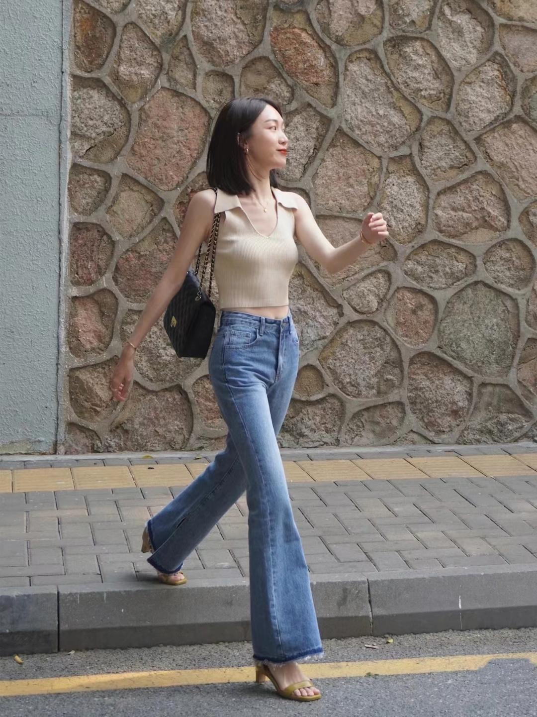 牛仔裤除了搭小白鞋还能搭什么鞋 (白色牛仔裤搭什么鞋子)