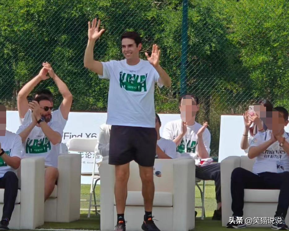 卡卡四十岁近照,卡卡身材现状