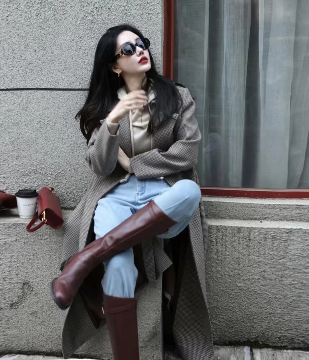 大衣搭长靴知性十足,大衣配阔腿裤让你气场翻倍