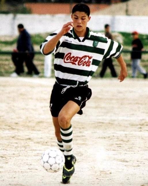 太励志！从说着乡下口音的穷小子到足坛第一，C罗封神却难赢黑粉