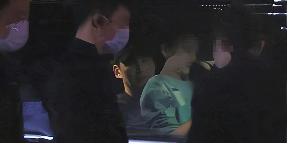 18岁拍大尺度写真，被母亲骂去死，44岁的国民媳妇，活成了…