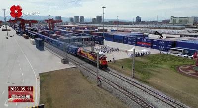 中亚专列开行让中国新能源汽车驶入出海“快轨”