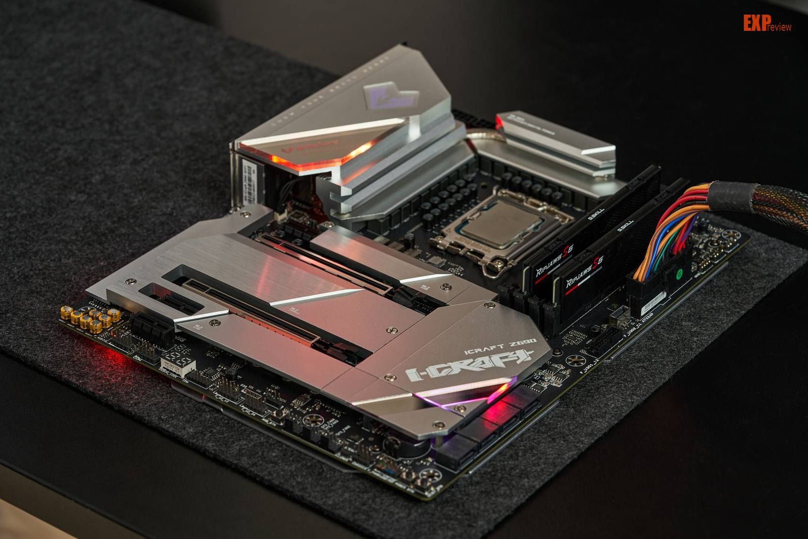 铭瑄ms-icraftz690wifi评测,z690铭瑄电竞之心主板横评