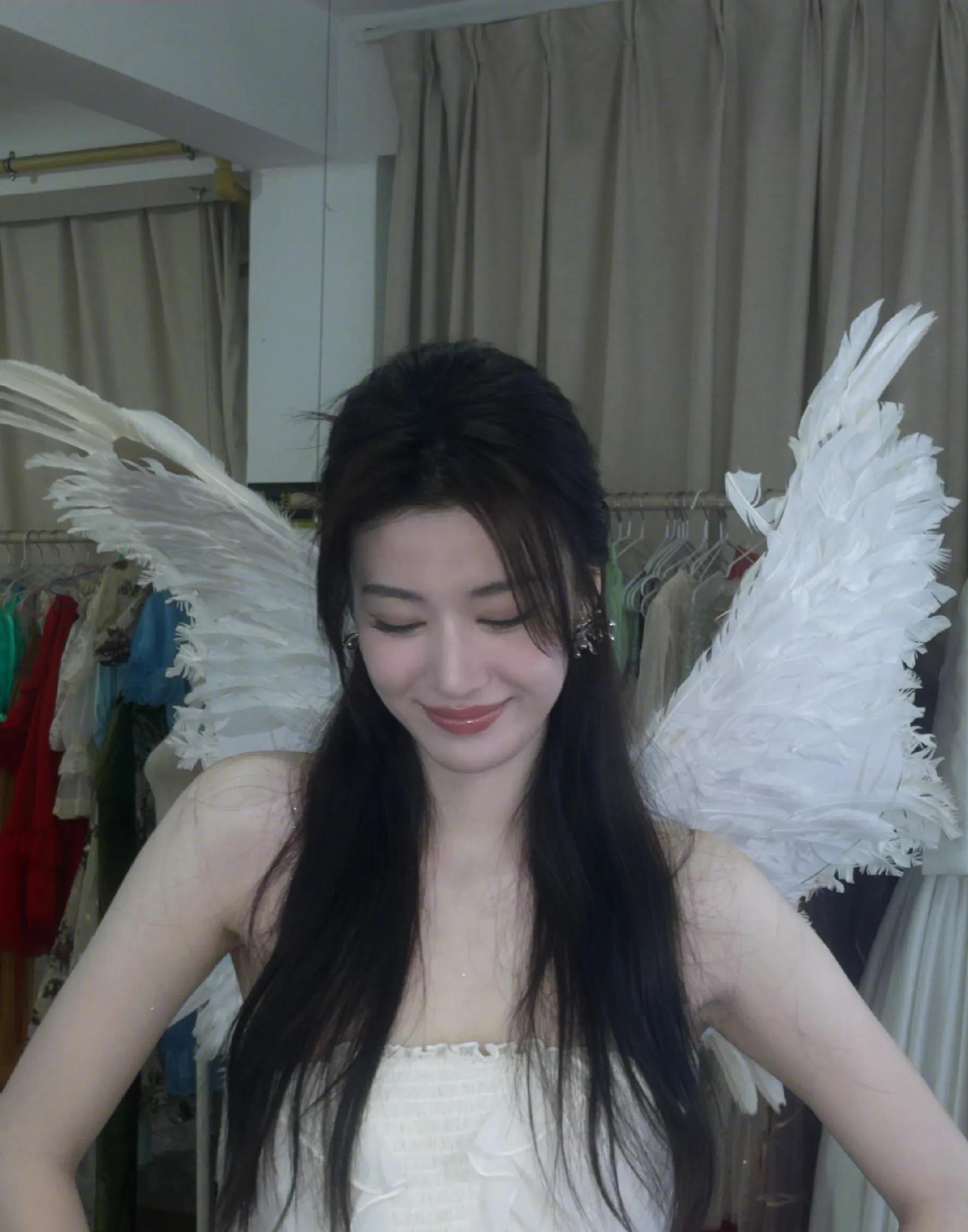 被称为小刘亦菲的新晋九五花王楚然究竟有多美