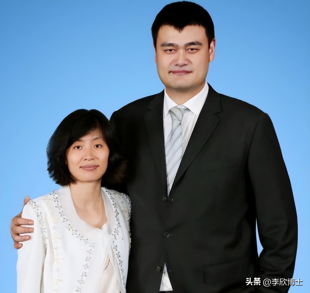 姚明叶莉女儿身高预测,姚明和他的女儿身高