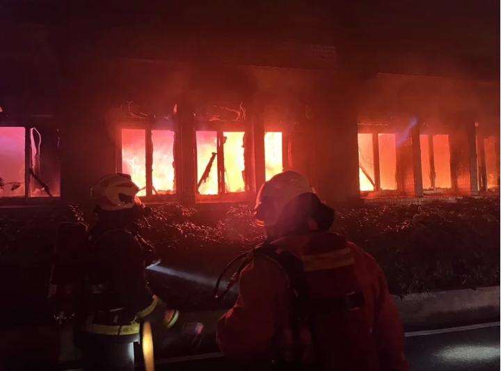 台当局“调查局”起火,台当局法务部门调查局失火