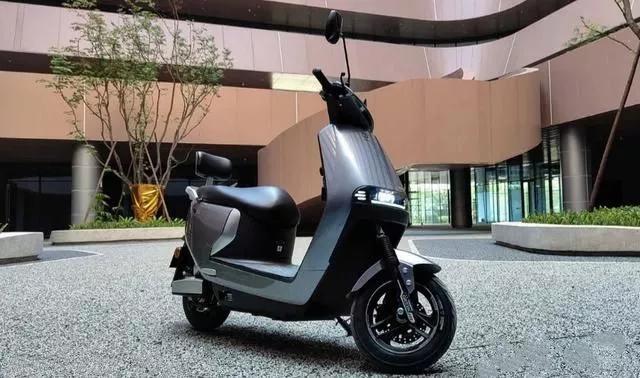 爱玛和雅迪电动车国产车型哪个好,爱玛跟雅迪电动车哪个好