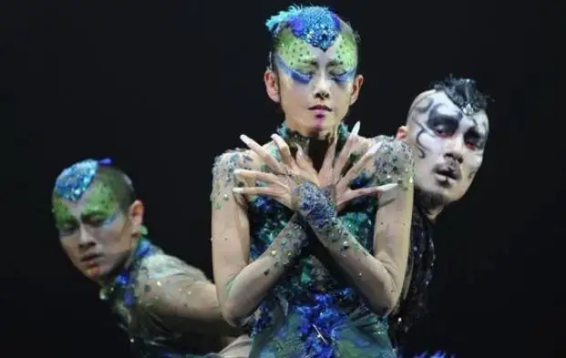 郭冷是杨丽萍唯一的徒弟吗,郭冷和杨丽萍完整视频