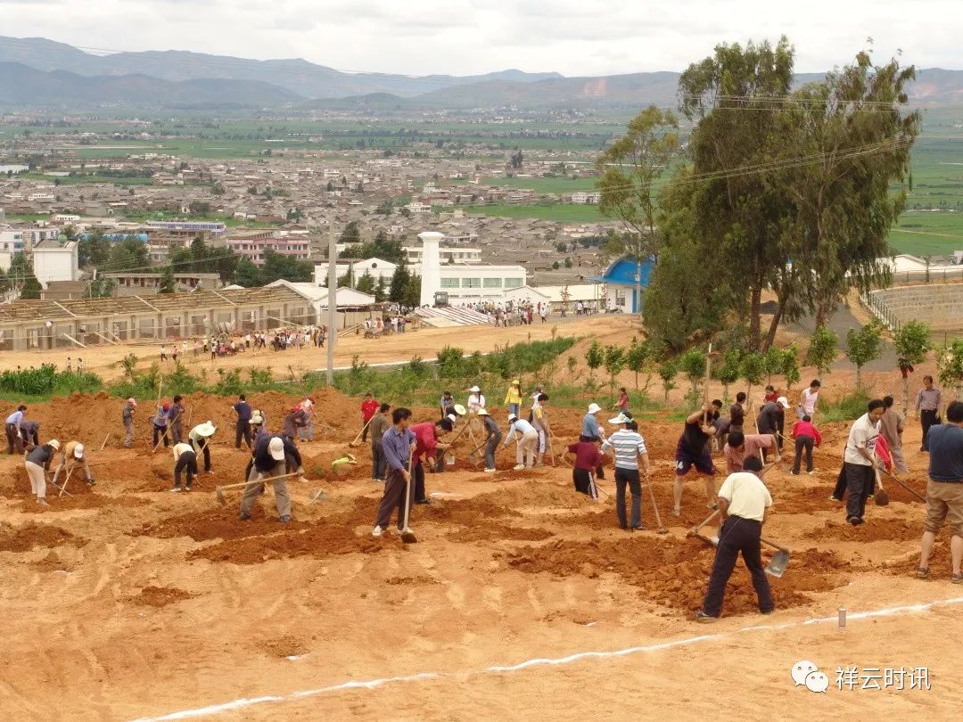 传承红色基因争做优秀教育工作者,传承红色基因弘扬劳模精神