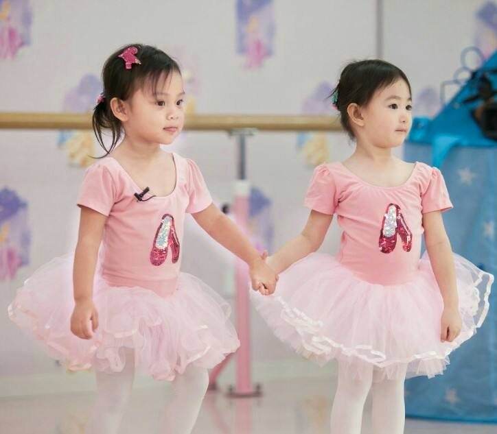 甜馨现在的发型,小甜馨发型美出新高度