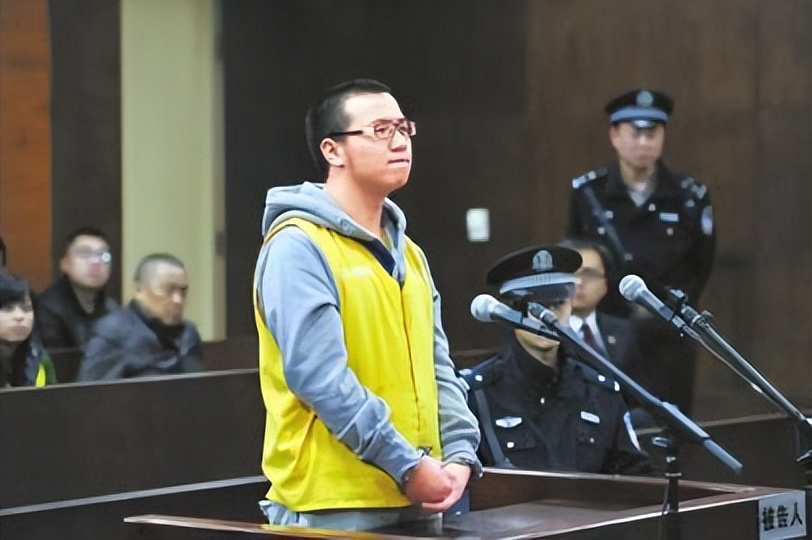 汶川地震女英雄雷楚年出狱,汶川地震15年前救的女孩