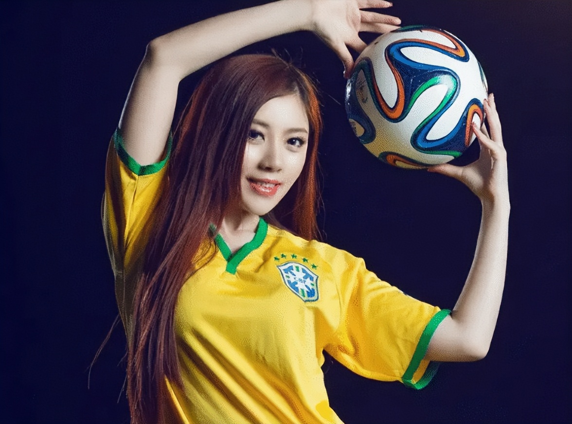 足球宝贝书籍,关于足球宝贝的书