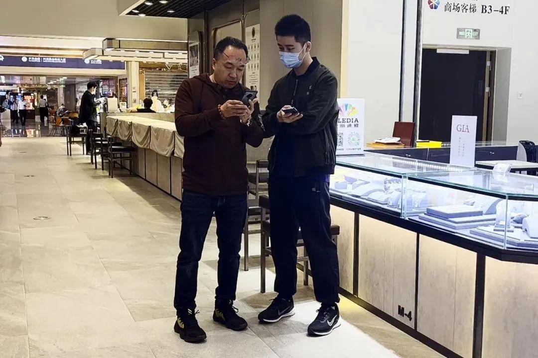 上海查获购买黄金洗钱犯罪团伙,重庆警方端掉一黄金洗钱团伙