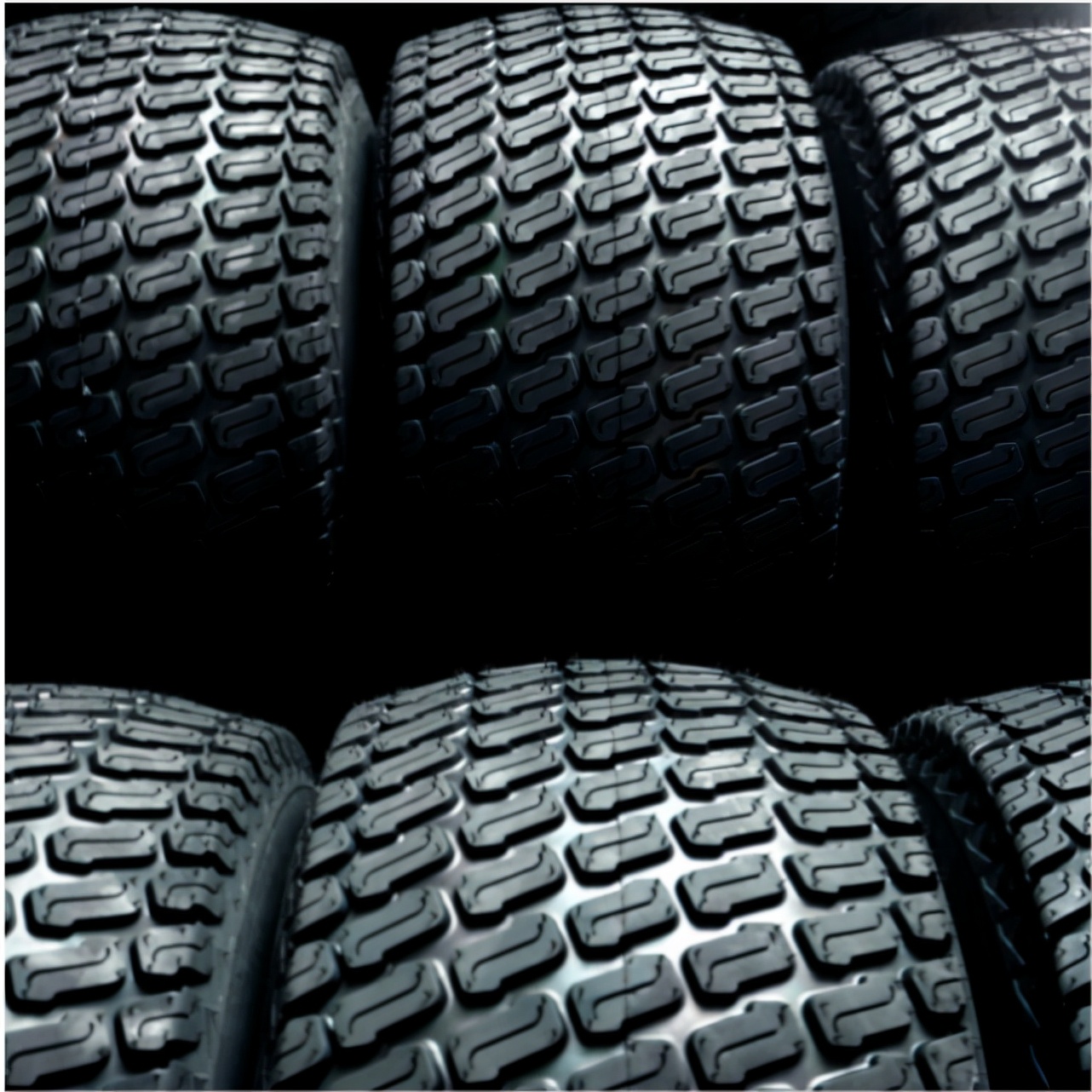 胎压2.5跑高速四个胎压不同正常吗,汽车胎压比建议胎压高0.2可以吗