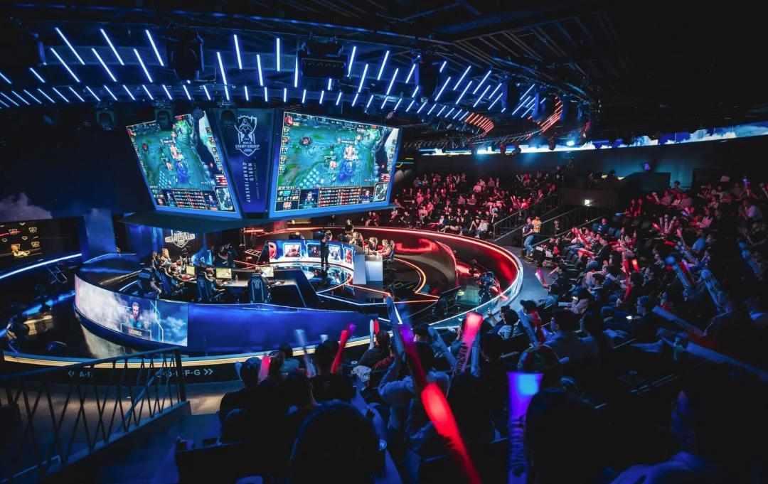 亏损1.3亿的电竞俱乐部，是怎么赚钱的？