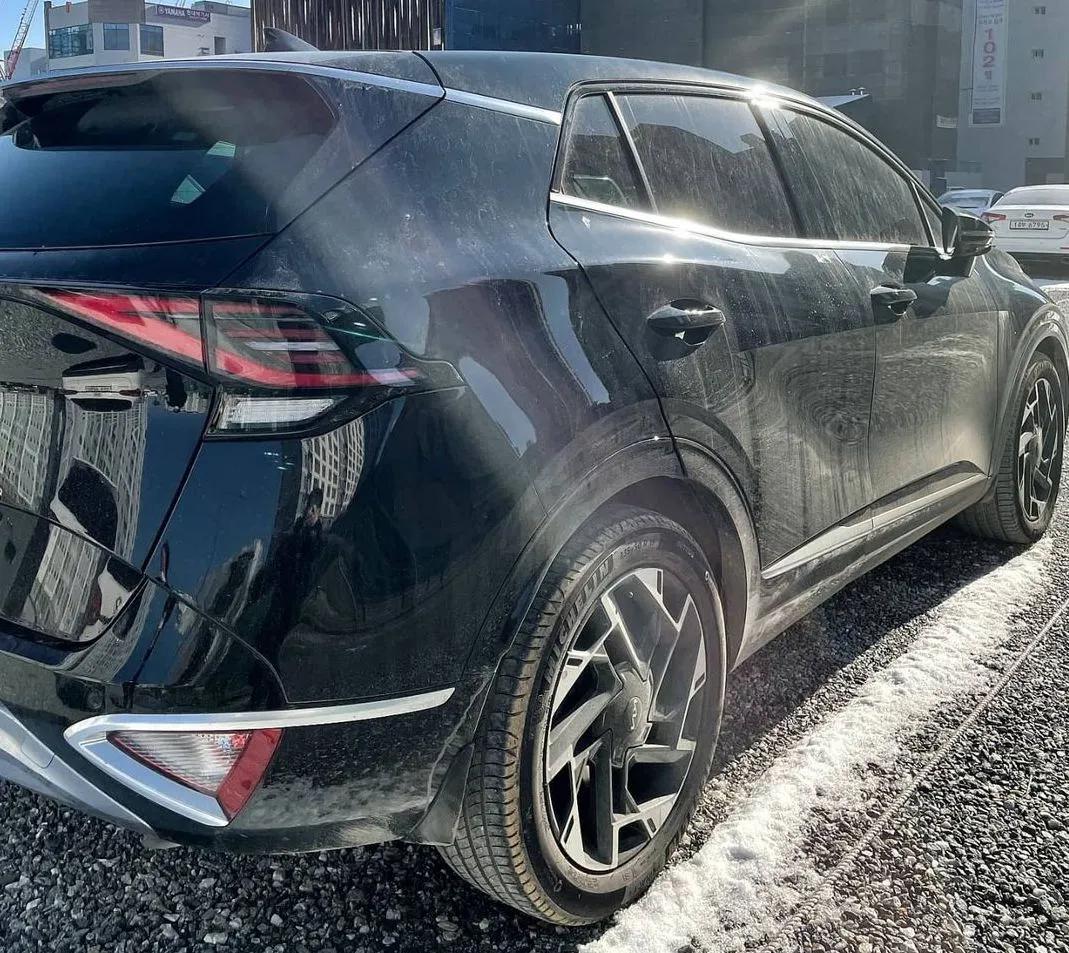 起亚发布全新狮跑sportage19款,10年起亚狮跑2.0手动四驱怎么样