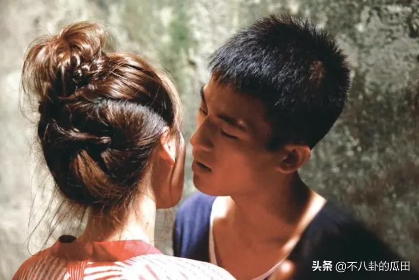 长相成熟棱角分明的帅气男星,年轻时最痞帅的明星男