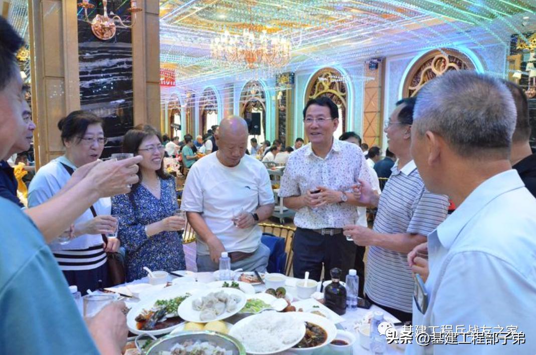 庆八一慰问退役老兵,庆八一老兵视频