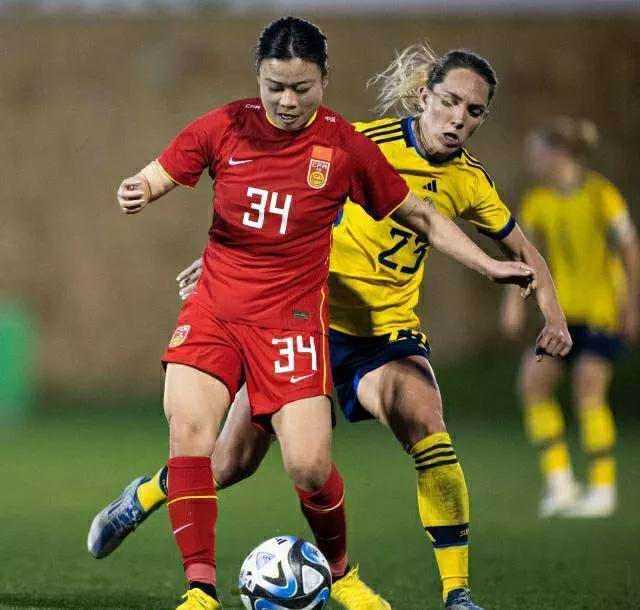 女足无缘八强但精神可畏,女足捍卫中国足球尊严