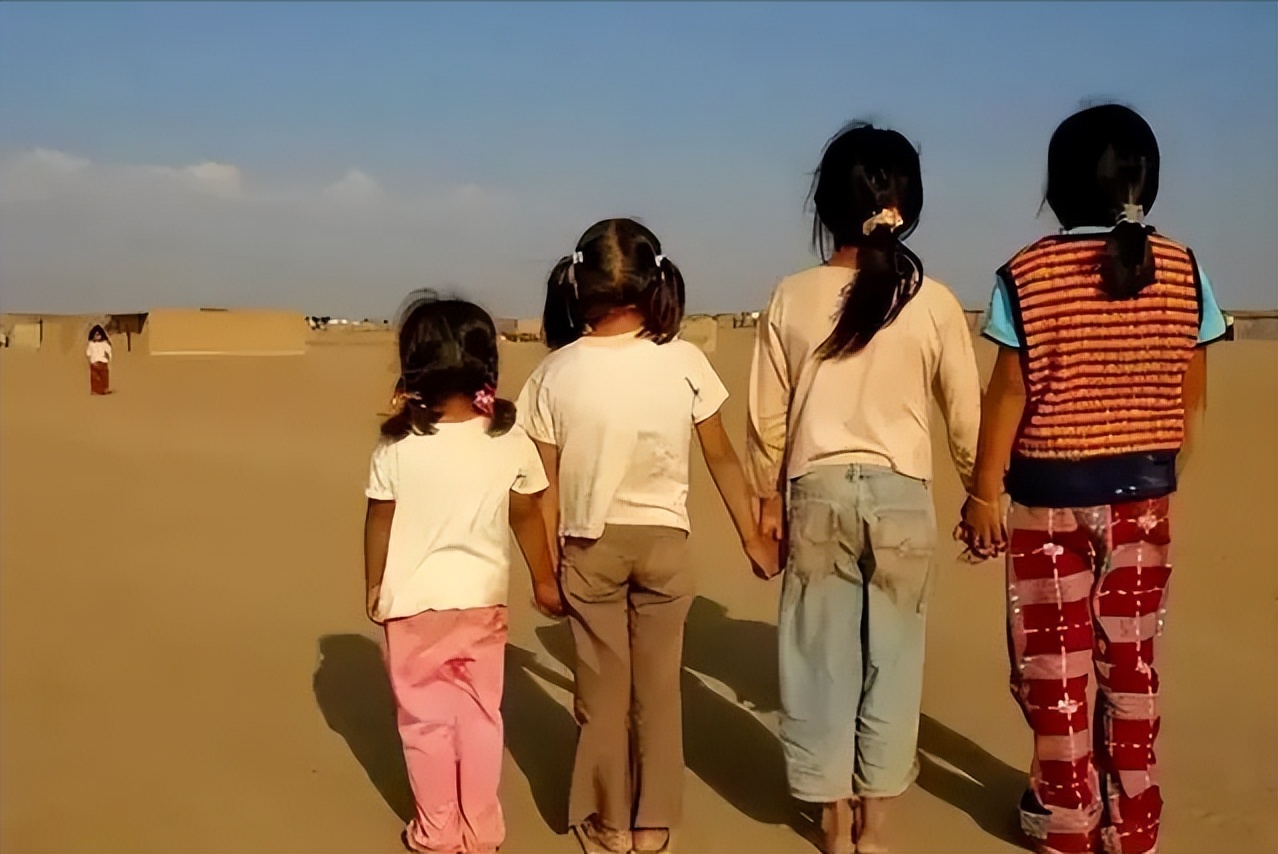 穷人不该生娃是哪个高材生说的,女大学生说穷人不该生娃