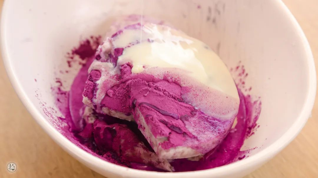 芋泥肉松三明治吃一口就会沦陷,一口就能惊艳到的香酥芋泥